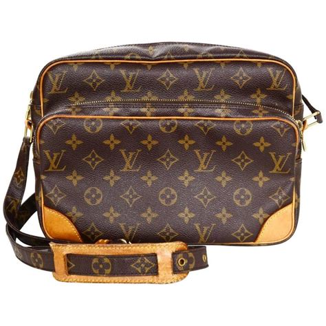 louis vuitton nil messenger|louis vuitton messenger bag models.